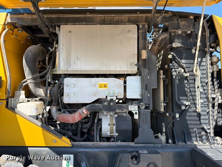 image for item YA3354 2023 Komatsu WA320-8 wheel loader