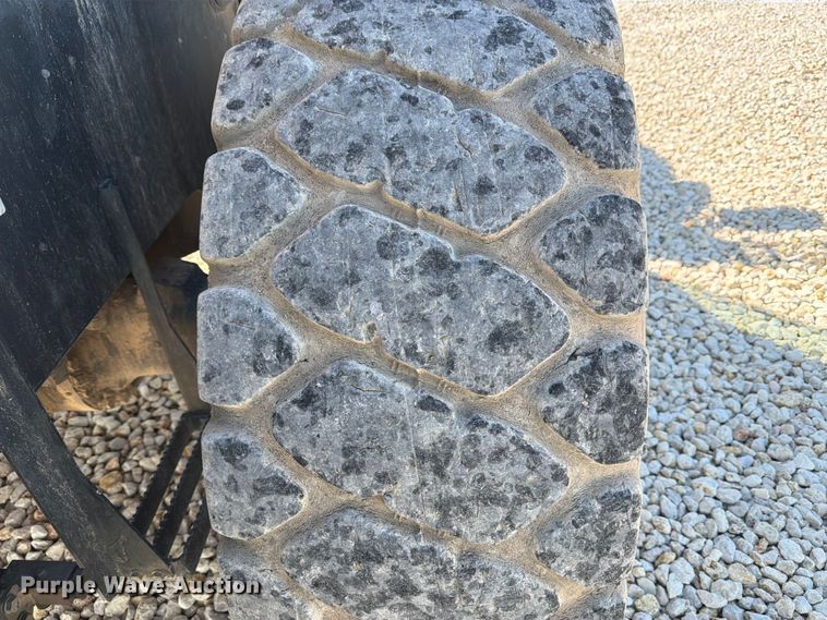 image for item YA3354 2023 Komatsu WA320-8 wheel loader
