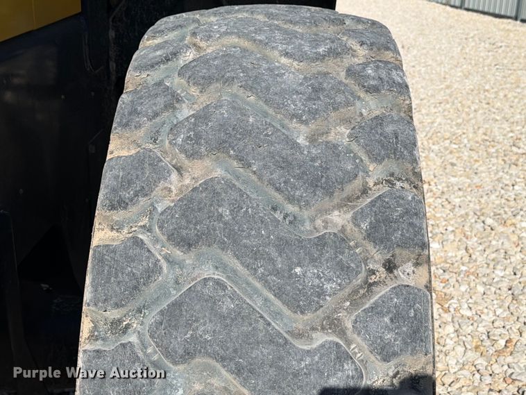 image for item YA3355 2023 Komatsu WA320-8 wheel loader