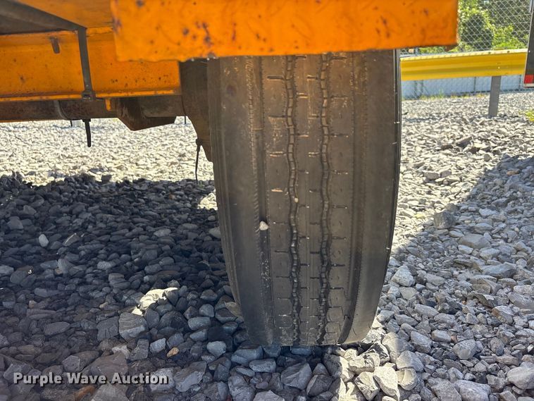 image for item YA3426 2020 Lucon 5T142BW-HDD equipment trailer