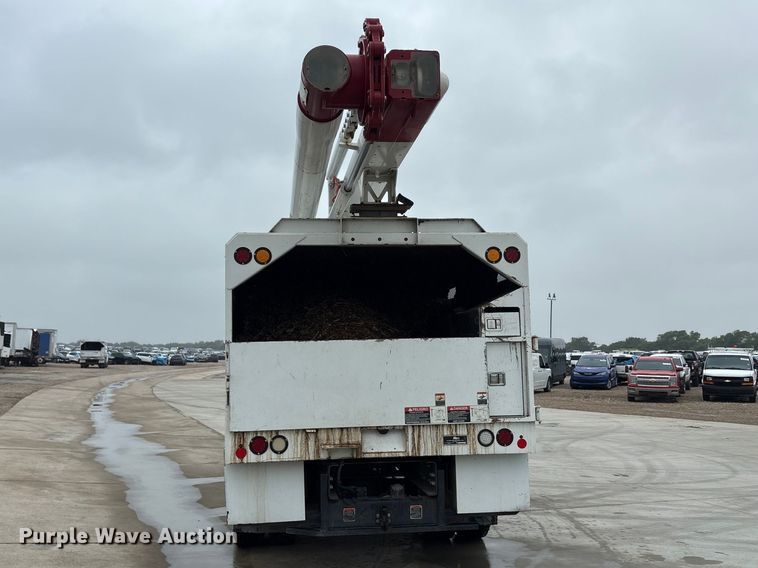 image for item YA3432 2015 Ford F750 Super Duty forestry bucket truck