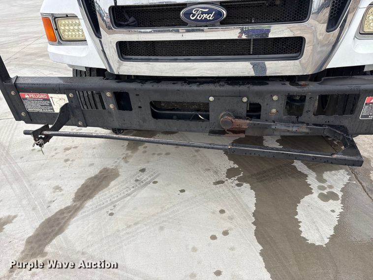 image for item YA3432 2015 Ford F750 Super Duty forestry bucket truck