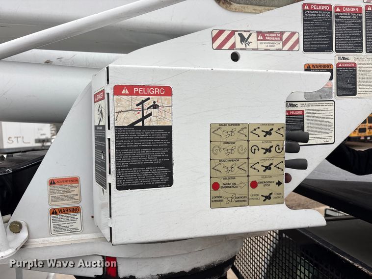 image for item YA3432 2015 Ford F750 Super Duty forestry bucket truck