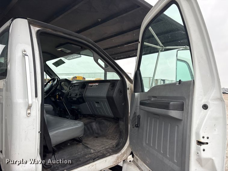 image for item YA3432 2015 Ford F750 Super Duty forestry bucket truck