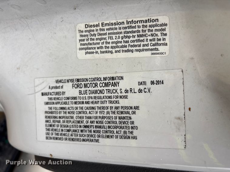 image for item YA3432 2015 Ford F750 Super Duty forestry bucket truck