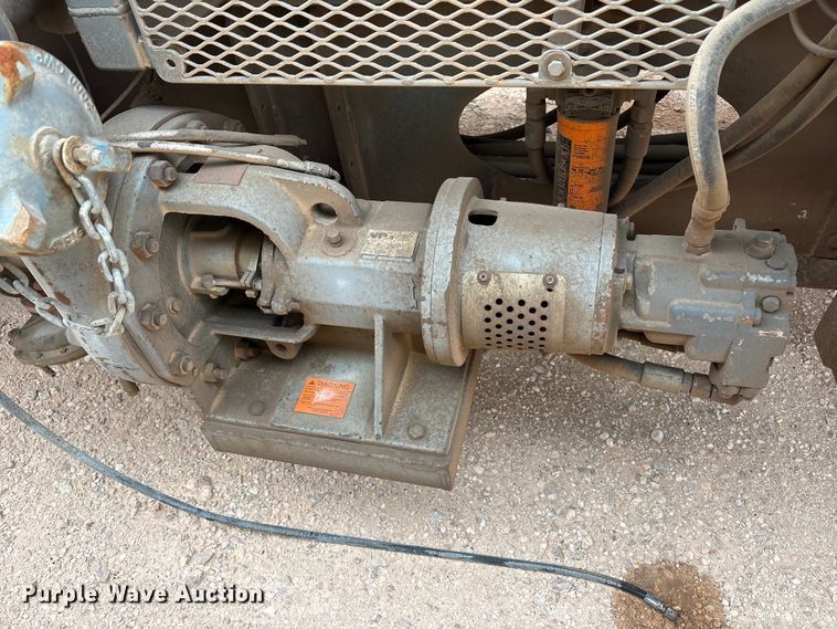 image for item YA3451 2013 Peerless CH-44-2A double pump cement trailer