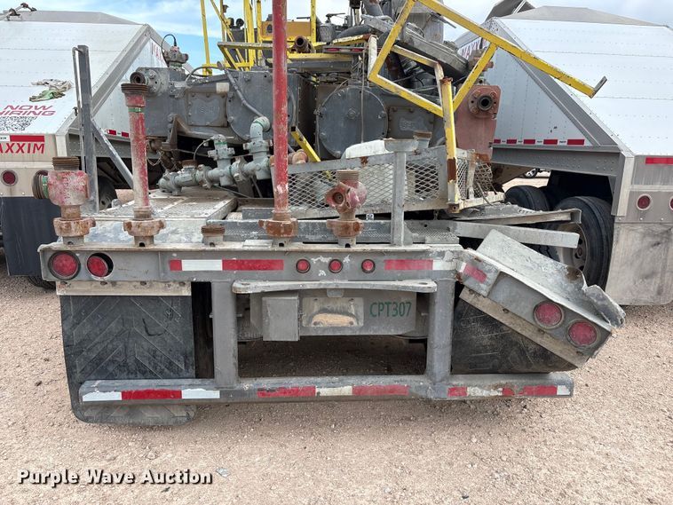 image for item YA3451 2013 Peerless CH-44-2A double pump cement trailer