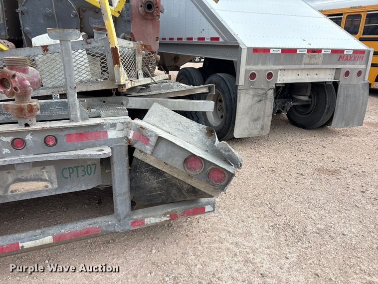image for item YA3451 2013 Peerless CH-44-2A double pump cement trailer