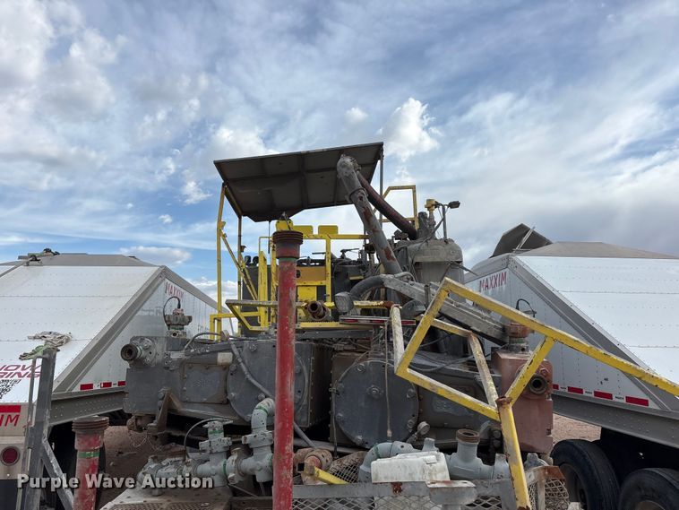 image for item YA3451 2013 Peerless CH-44-2A double pump cement trailer