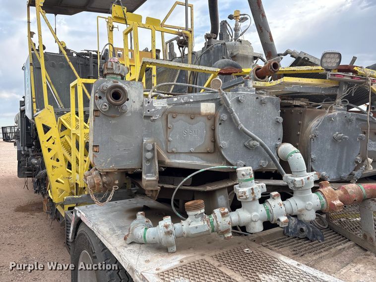 image for item YA3451 2013 Peerless CH-44-2A double pump cement trailer