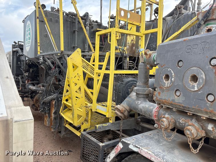image for item YA3451 2013 Peerless CH-44-2A double pump cement trailer
