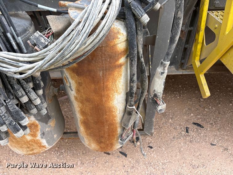 image for item YA3451 2013 Peerless CH-44-2A double pump cement trailer