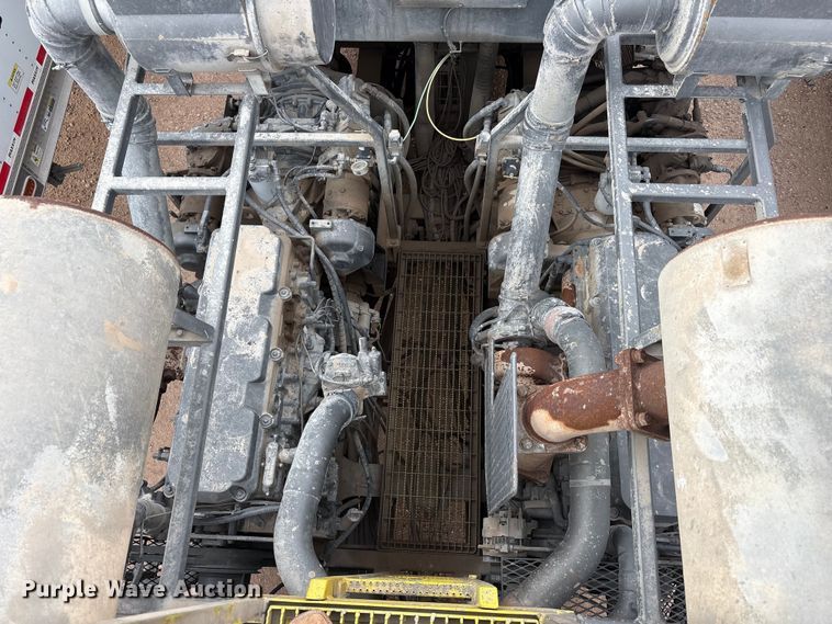 image for item YA3451 2013 Peerless CH-44-2A double pump cement trailer