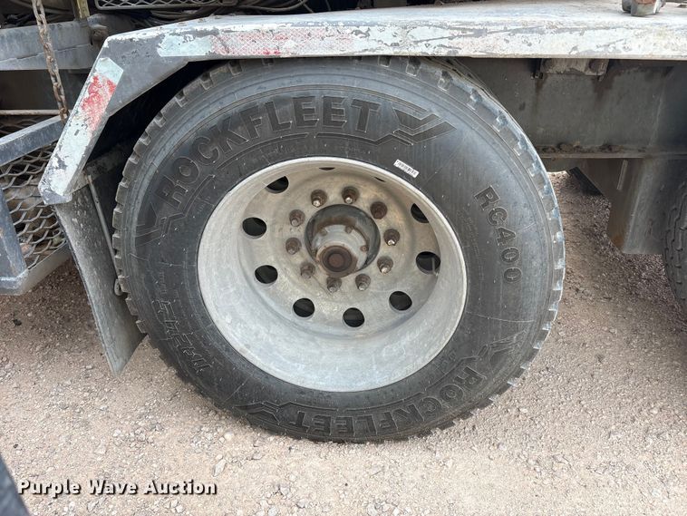 image for item YA3451 2013 Peerless CH-44-2A double pump cement trailer