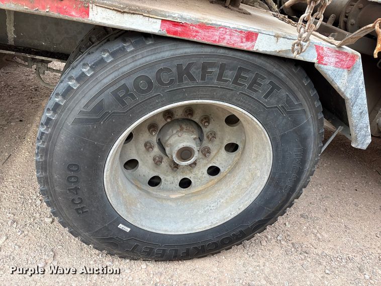 image for item YA3451 2013 Peerless CH-44-2A double pump cement trailer