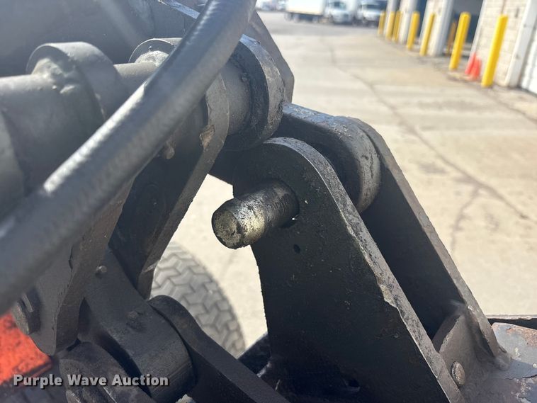 image for item YA3496 2020 Cast Loader 28T compact wheel loader