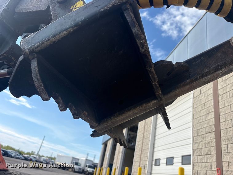 image for item YA3496 2020 Cast Loader 28T compact wheel loader