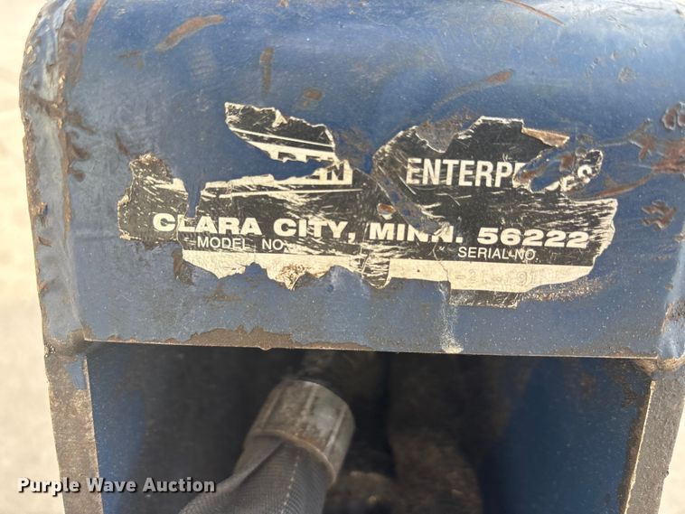 image for item YA3496 2020 Cast Loader 28T compact wheel loader
