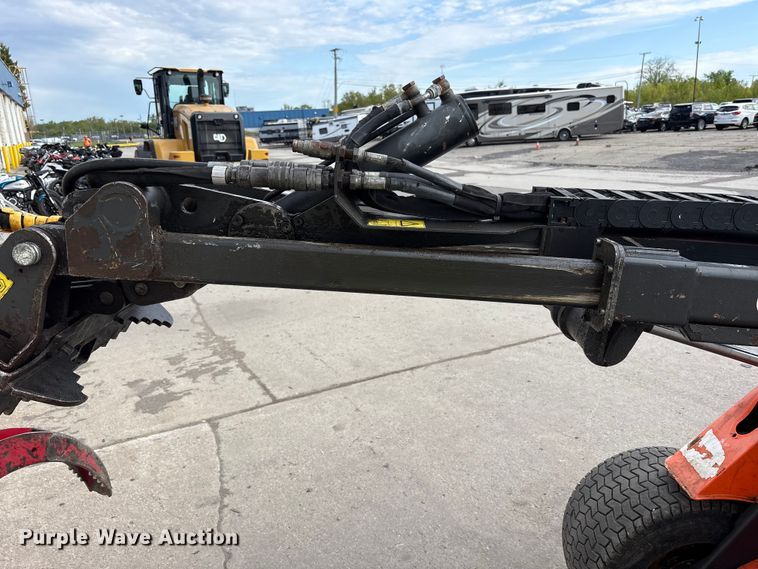 image for item YA3496 2020 Cast Loader 28T compact wheel loader