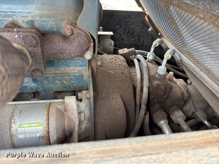 image for item YA3496 2020 Cast Loader 28T compact wheel loader