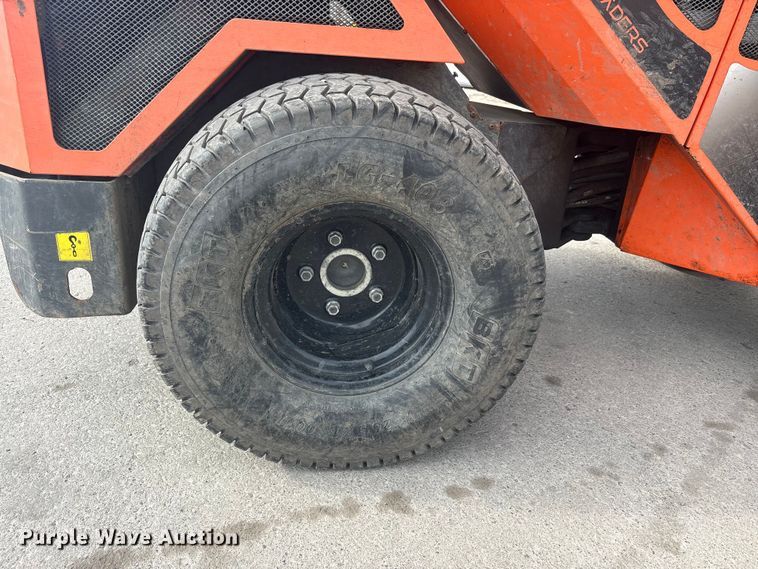 image for item YA3496 2020 Cast Loader 28T compact wheel loader