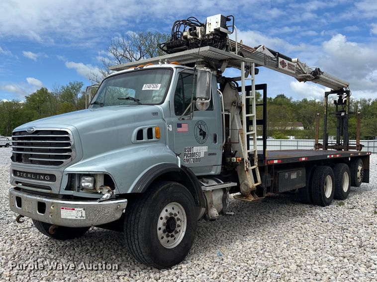 image for item YA3512 2006 Sterling L9500 crane truck