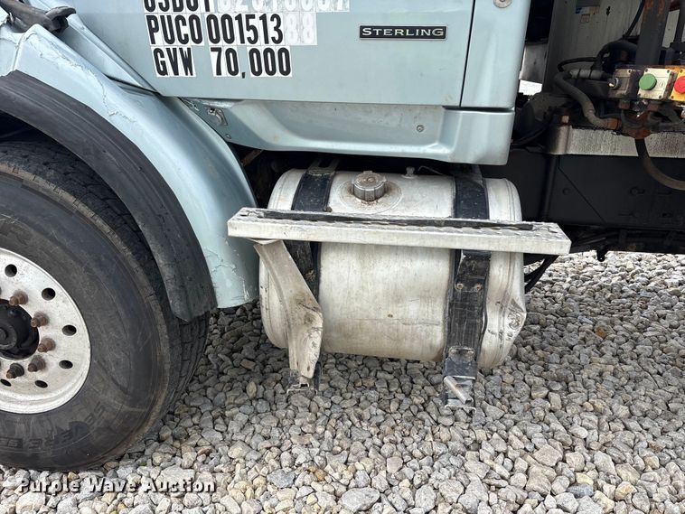 image for item YA3512 2006 Sterling L9500 crane truck