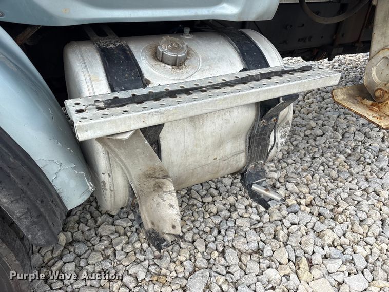 image for item YA3512 2006 Sterling L9500 crane truck