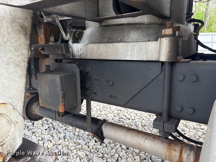 image for item YA3512 2006 Sterling L9500 crane truck