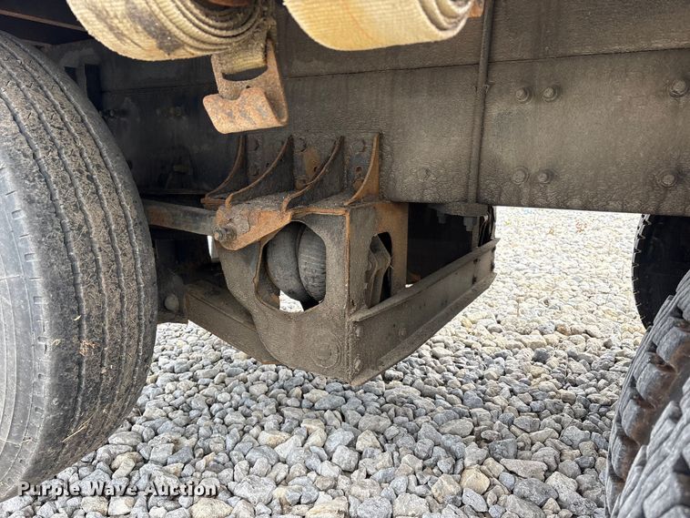 image for item YA3512 2006 Sterling L9500 crane truck