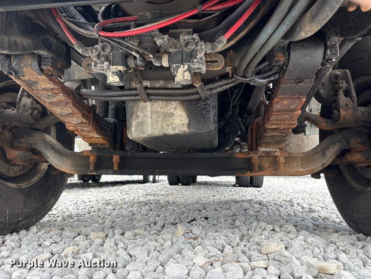 image for item YA3512 2006 Sterling L9500 crane truck