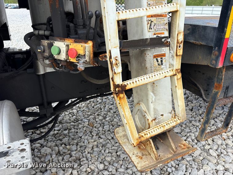 image for item YA3512 2006 Sterling L9500 crane truck