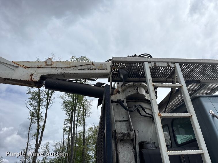image for item YA3512 2006 Sterling L9500 crane truck