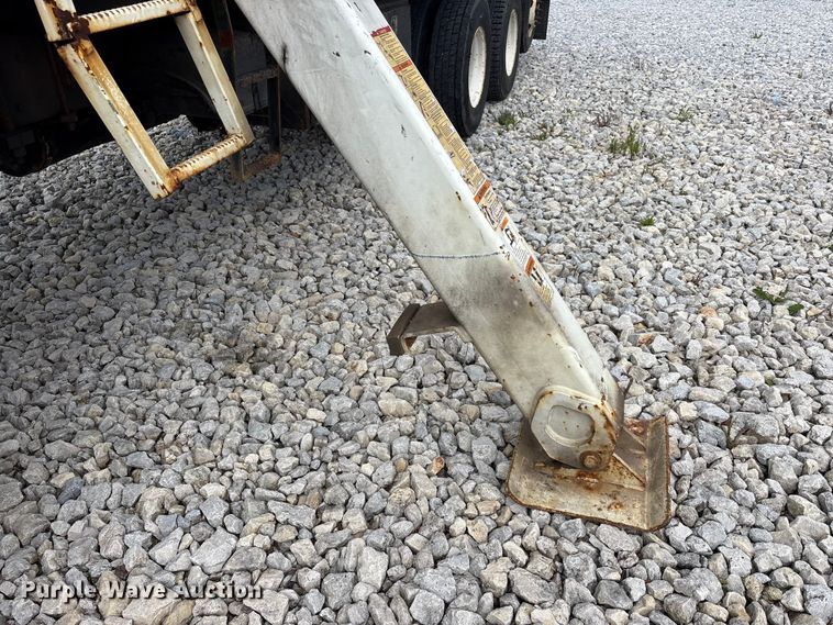 image for item YA3512 2006 Sterling L9500 crane truck