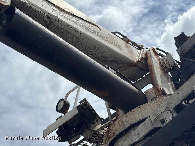 image for item YA3512 2006 Sterling L9500 crane truck