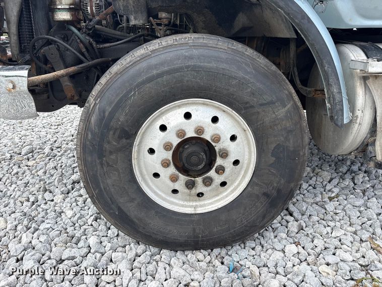image for item YA3512 2006 Sterling L9500 crane truck
