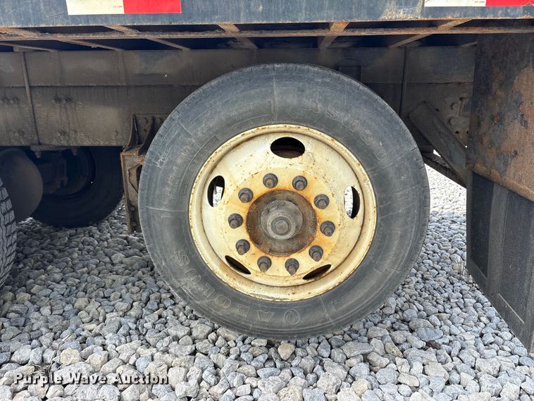 image for item YA3512 2006 Sterling L9500 crane truck