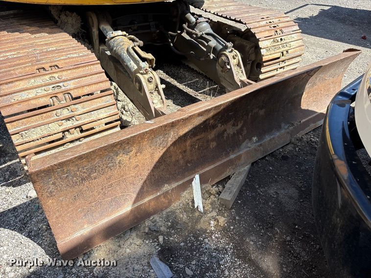 image for item YA3517 2014 Komatsu PC138US LC-10 excavator