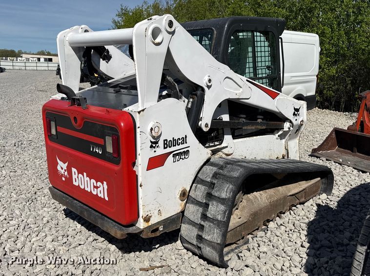 image for item YA3518 2020 Bobcat T740 tracked skid steer loader