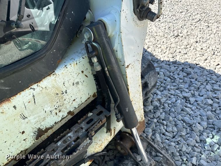 image for item YA3518 2020 Bobcat T740 tracked skid steer loader