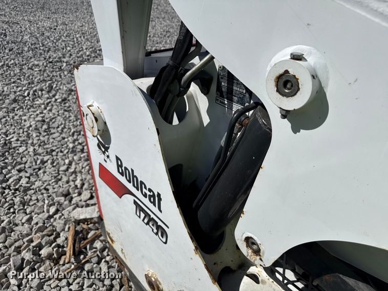 image for item YA3518 2020 Bobcat T740 tracked skid steer loader