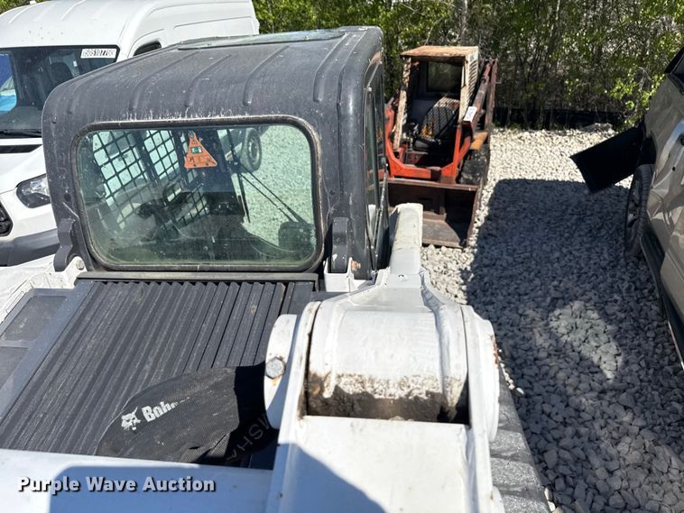 image for item YA3518 2020 Bobcat T740 tracked skid steer loader