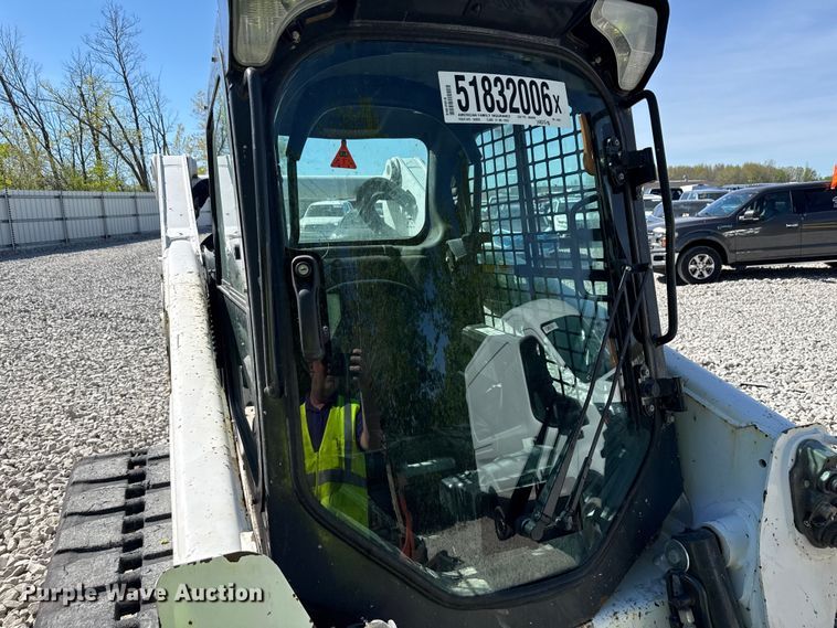 image for item YA3518 2020 Bobcat T740 tracked skid steer loader