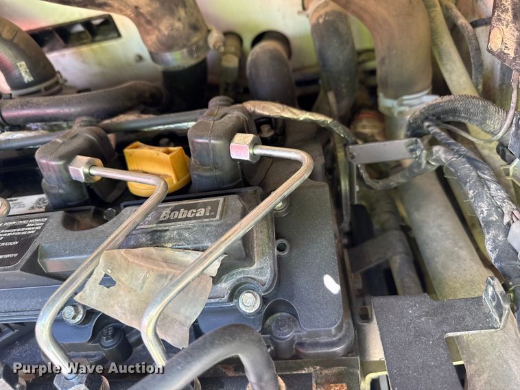 image for item YA3518 2020 Bobcat T740 tracked skid steer loader