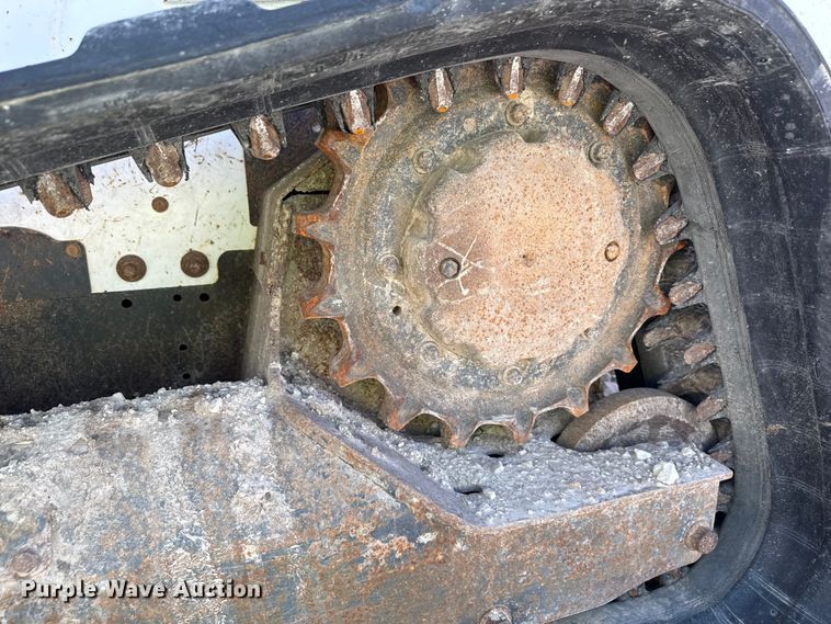 image for item YA3518 2020 Bobcat T740 tracked skid steer loader