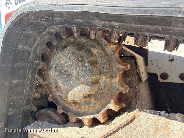 image for item YA3518 2020 Bobcat T740 tracked skid steer loader