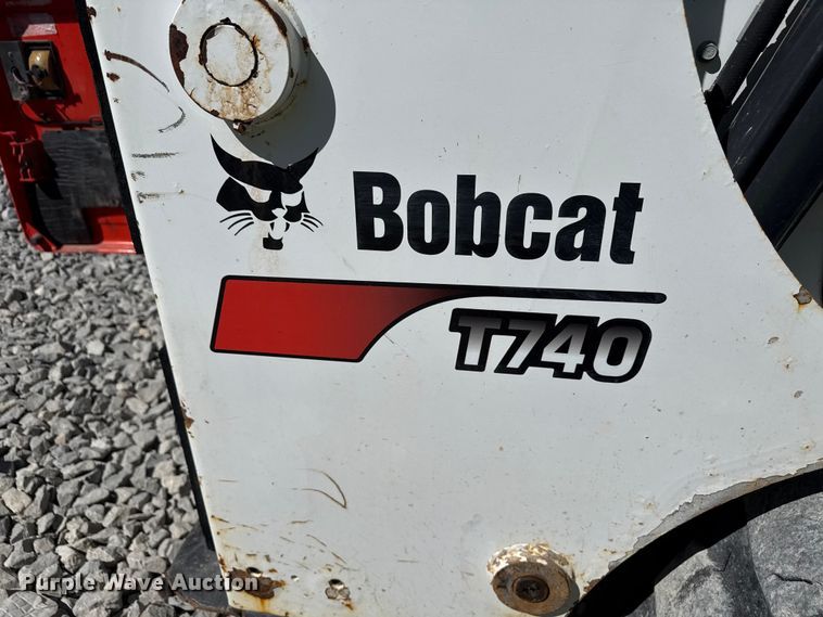 image for item YA3518 2020 Bobcat T740 tracked skid steer loader