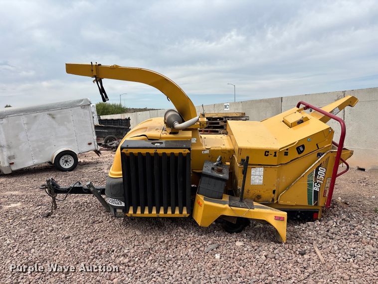 image for item YA3520 2015 Vermeer BC1500 wood chipper