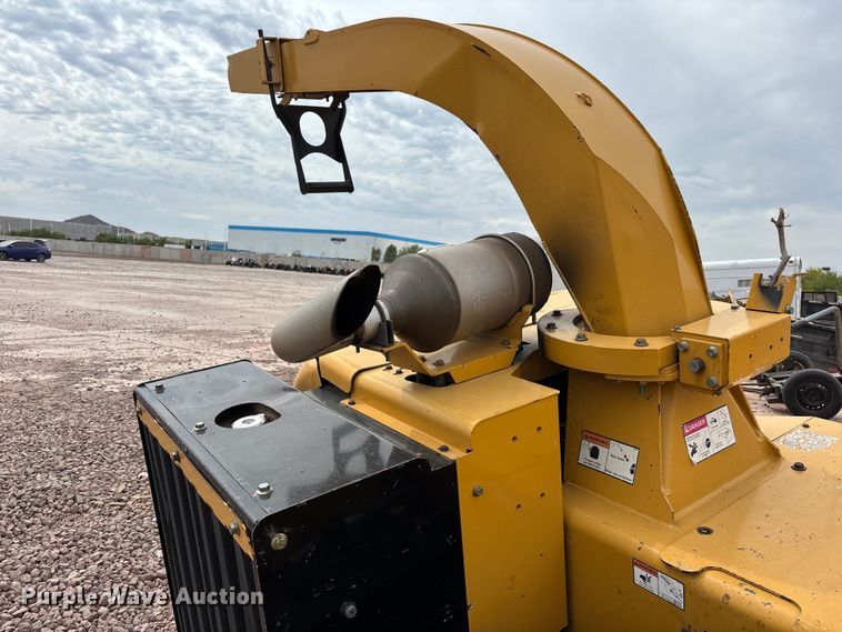 image for item YA3520 2015 Vermeer BC1500 wood chipper