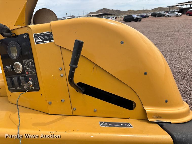 image for item YA3520 2015 Vermeer BC1500 wood chipper
